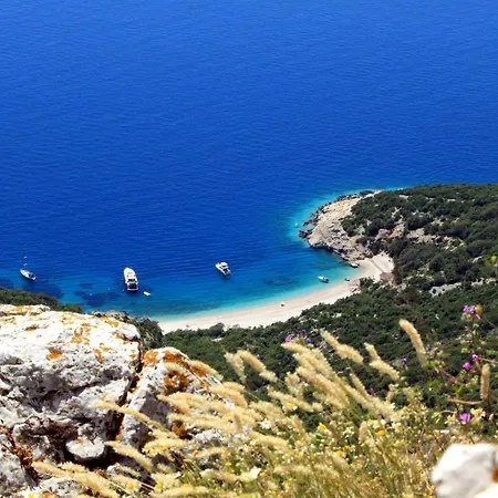 Apartment With Parking Space - 15672 *