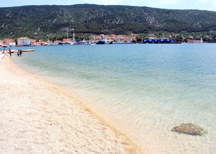 Apartament With Parking Space - 15672 *