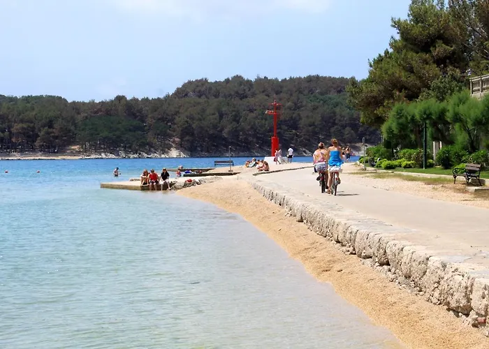 With Parking Space - 15672 Cres