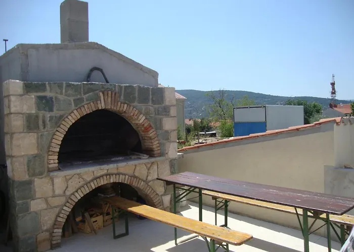 Apartament With Parking Space - 15672 *